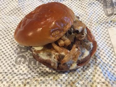 Checkers Buttery Steakburger Review & Nutrition